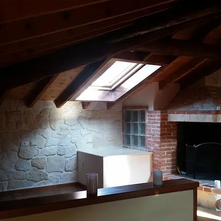 Maria C's House * Santorso